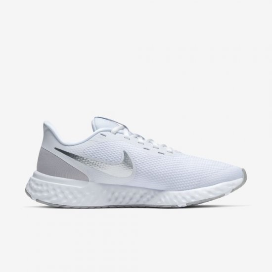 Nike Revolution 5 | White / Pure Platinum / Wolf Grey - Click Image to Close