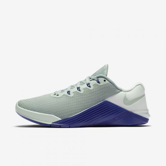 Nike Metcon 5 | Pistachio Frost / Deep Royal Blue / Spruce Aura / Pistachio Frost - Click Image to Close