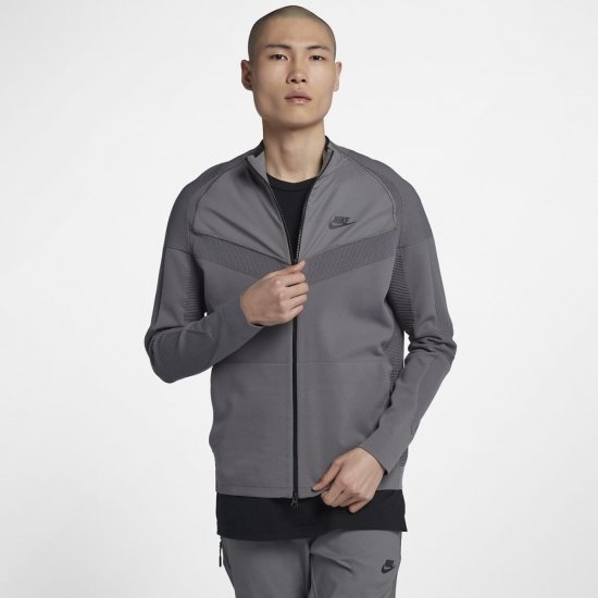 Nike Sportswear Tech Knit | Gunsmoke / Black - Click Image to Close