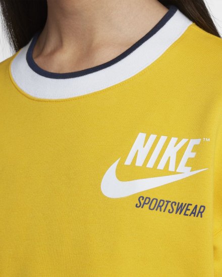Nike Sportswear Reversible | Vivid Sulphur - Click Image to Close