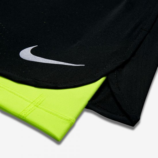 Nike Rival | Black / Volt - Click Image to Close
