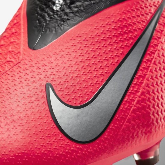 Nike Phantom Vision 2 Pro Dynamic Fit AG-PRO | Laser Crimson / Black / Metallic Silver - Click Image to Close