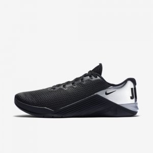 Nike Metcon 5 | Black / Pure Platinum / Metallic Silver / Black