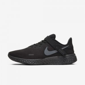 Nike Revolution 5 FlyEase | Black / Black / Black