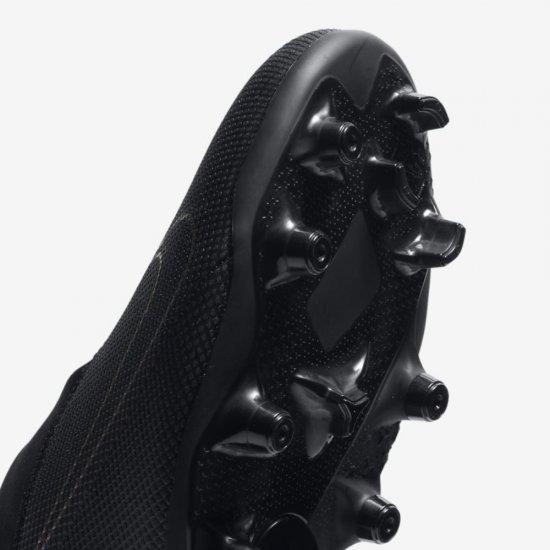 Nike Phantom Vision 2 Club Dynamic Fit MG | Black / Black - Click Image to Close