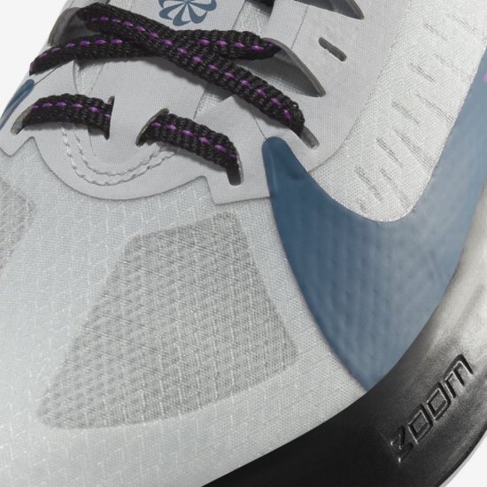 Nike Zoom Gravity | Photon Dust / Light Smoke Grey / Black / Valerian Blue - Click Image to Close