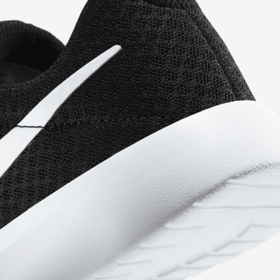 Nike Tanjun | Black / White / White - Click Image to Close