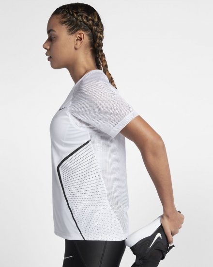 Nike Dri-FIT Miler | White / Black - Click Image to Close