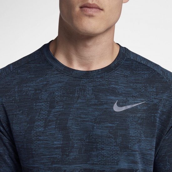 Nike Medalist | Black / Blue Force - Click Image to Close