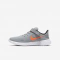 Nike Revolution 5 FlyEase | Light Smoke Grey / White / Black / Total Orange