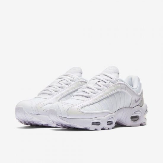 Nike Air Max Tailwind IV | White / Barely Grape - Click Image to Close
