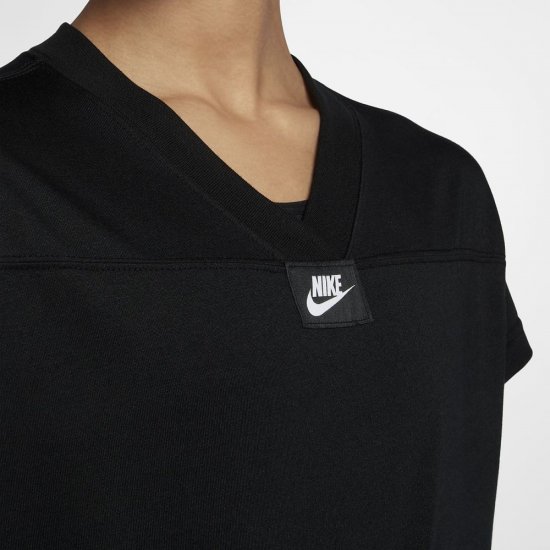 Nike Sportswear | Black - Click Image to Close