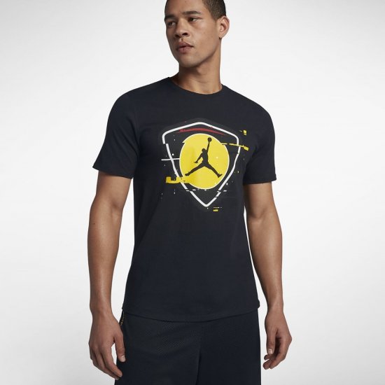 Jordan Lifestyle Last Shot | Black / Tour Yellow - Click Image to Close