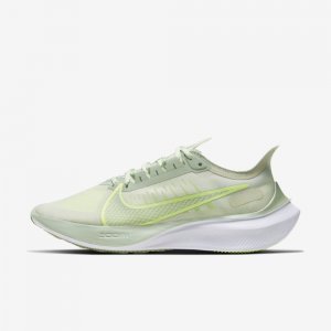 Nike Zoom Gravity | Spruce Aura / Barely Volt / Pistachio Frost