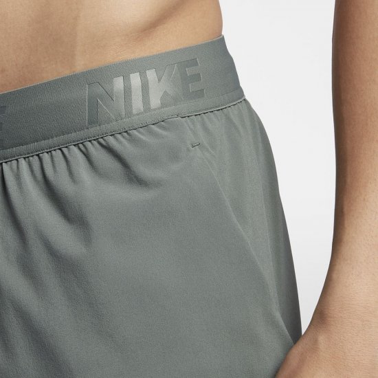 Nike Flex | Clay Green / Black - Click Image to Close
