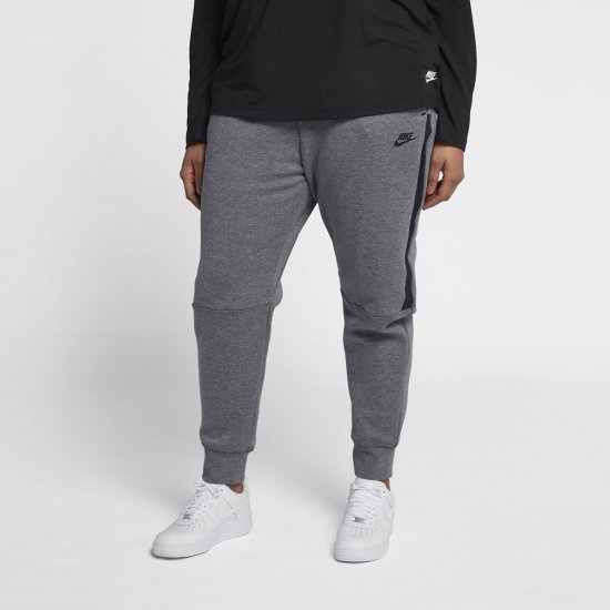 Nike Sportswear Tech Fleece | Carbon Heather / Heather / Black - Click Image to Close