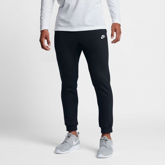 Nike Sportswear | Black / White - Click Image to Close