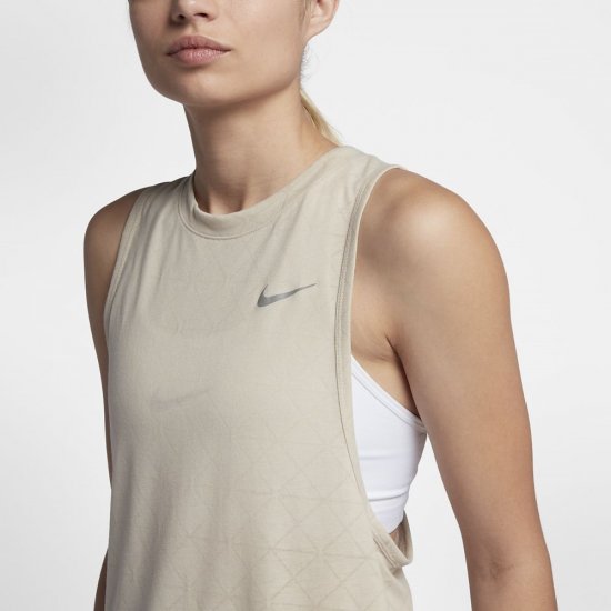 Nike Tailwind Run Division | Desert Sand - Click Image to Close
