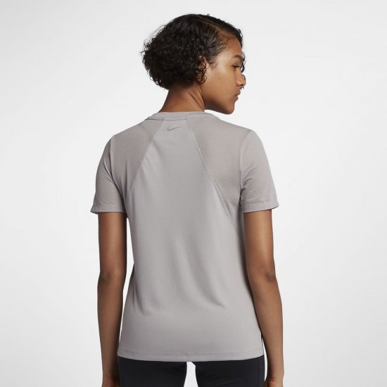 Nike Miler | Atmosphere Grey / Vast Grey / Vast Grey - Click Image to Close