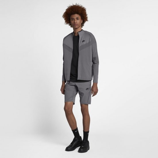 Nike Sportswear Tech Knit | Gunsmoke / Black - Click Image to Close