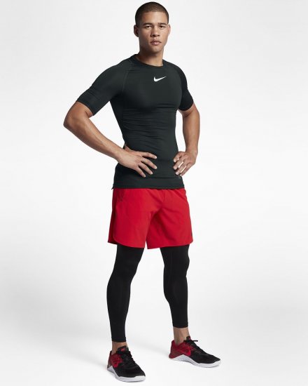 Nike Pro | Black / White / White - Click Image to Close