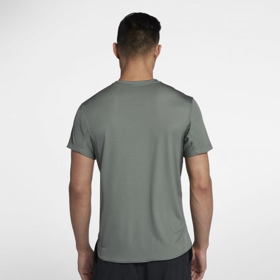 NikeCourt Challenger Crew | Clay Green / Barely Grey / Clay Green - Click Image to Close