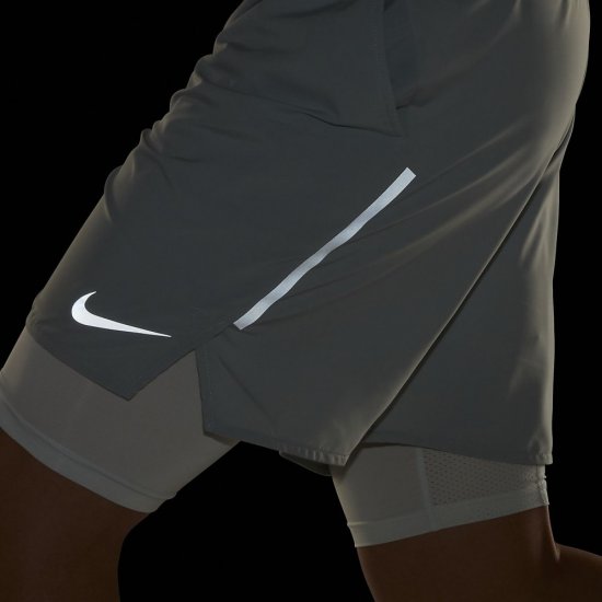 Nike Distance 2-in-1 | Light Pumice / Barely Grey - Click Image to Close