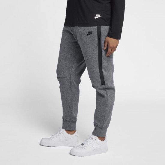 Nike Sportswear Tech Fleece | Carbon Heather / Heather / Black - Click Image to Close