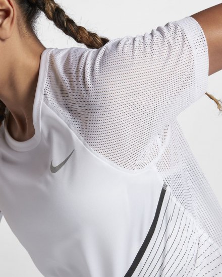 Nike Dri-FIT Miler | White / Black - Click Image to Close