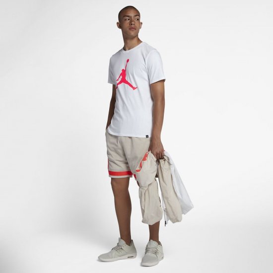 Jordan Lifestyle Iconic Jumpman | White / Infrared 23 - Click Image to Close