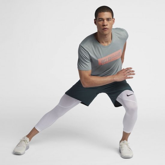 Nike Dri-FIT "Just Don't Quit" | Light Pumice / Coral Stardust - Click Image to Close