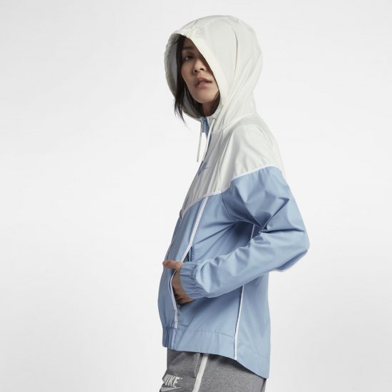 Nike Sportswear Windrunner | Leche Blue / Sail / White - Click Image to Close