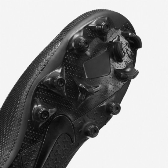 Nike Jr. Phantom Vision 2 Club Dynamic Fit MG | Black / Black - Click Image to Close