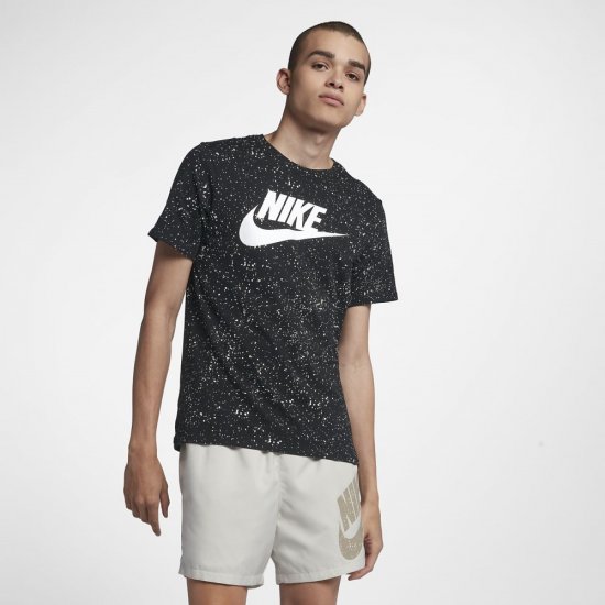 Nike Sportswear | Black / White - Click Image to Close