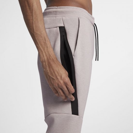 Nike Sportswear Tech Fleece | Particle Rose / Heather / Black - Click Image to Close