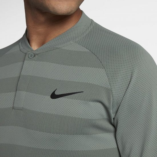 Nike Zonal Cooling Momentum | Clay Green / Sequoia / Black - Click Image to Close