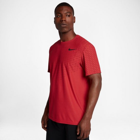 Nike Zonal Cooling | University Red / Dark Team Red / Black - Click Image to Close