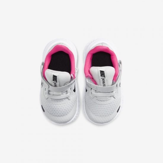 Nike Revolution 5 FlyEase | Photon Dust / White / Pink Glow / Black - Click Image to Close
