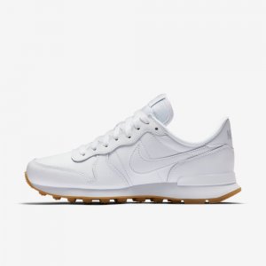 Nike Internationalist | White / White / Gum Light Brown / White