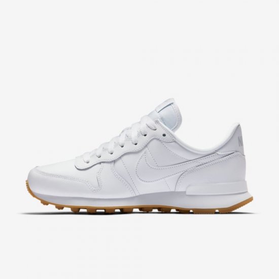 Nike Internationalist | White / White / Gum Light Brown / White - Click Image to Close