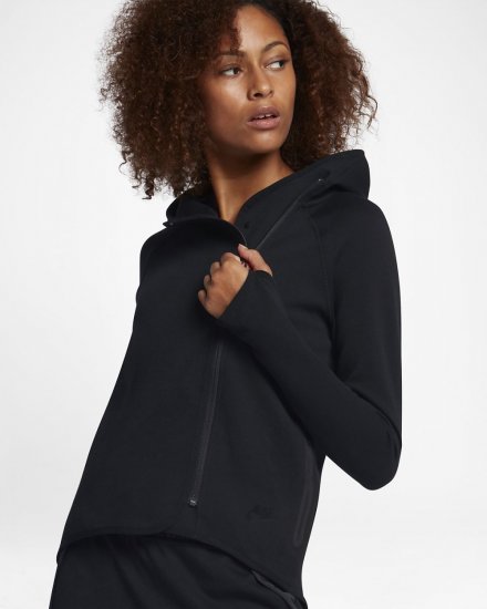 Nike Sportswear Tech Fleece | Black / Black - Click Image to Close