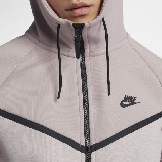 Nike Sportswear Tech Fleece Windrunner | Particle Rose / Particle Rose / Heather / Black - Click Image to Close