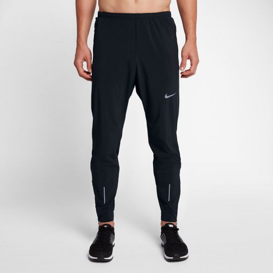 Nike Essential | Black - Click Image to Close