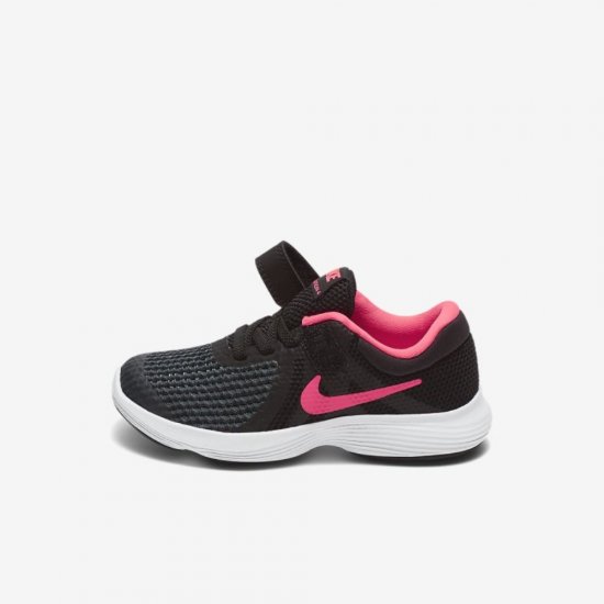 Nike Revolution 4 | Black / White / Racer Pink - Click Image to Close