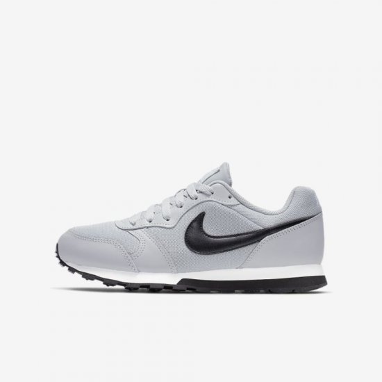 Nike MD Runner 2 | Wolf Grey / Total Crimson / White / Black - Click Image to Close
