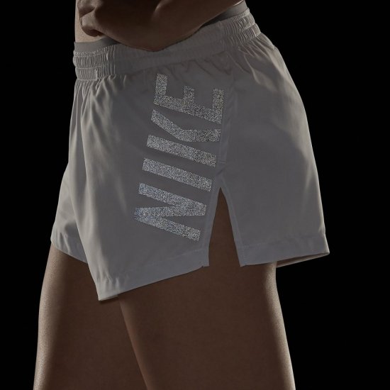 Nike | Vast Grey / Gunsmoke / Gunsmoke - Click Image to Close