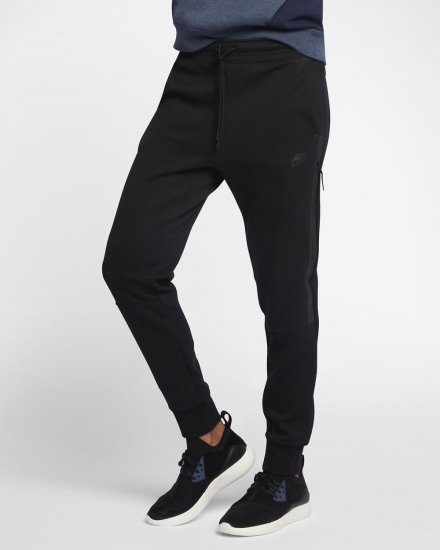 Nike Sportswear Tech Fleece | Black / Black - Click Image to Close