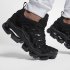 Nike Air VaporMax Plus | Black / Dark Grey / Black