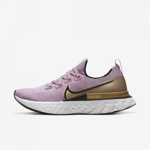 Nike React Infinity Run Flyknit | Plum Fog / Metallic Gold / Platinum Tint / Black