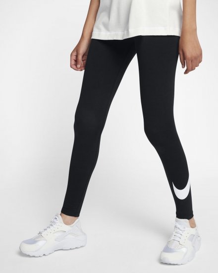 Nike Sportswear | Black / White - Click Image to Close